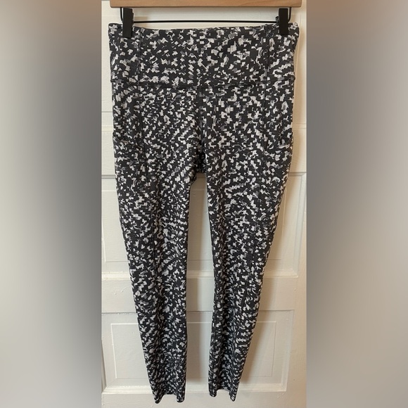 Lululemon Fast and Free Tight 25" Non-Reflective Nulux Sz 8 - Picture 2 of 7